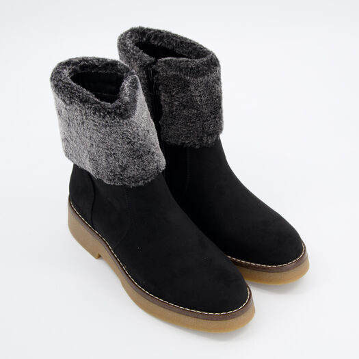 Schwarze Stiefeletten aus Kunstwildleder - Bild 1 - bitte auswählen, um das Bild zu vergrößern