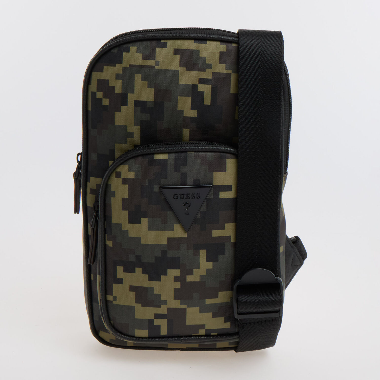 guess camo mini backpack Factory Pearlman Nylon Logo and a front fleece lined zip pocket for stashing eye wear or cell phone NEW GUESS Women's White Tan