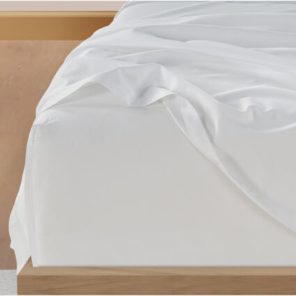 Double White Fitted Sheet 300TC - Image 1 - please select to enlarge image