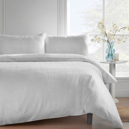 Single White Woven Check Fitted Sheet  - Image 1 - please select to enlarge image