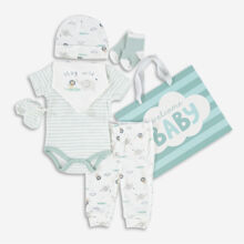 White Animal Pattern Baby Eight Piece Set