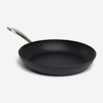 Black Frying Pan 30x5.3cm - Image 1 - please select to enlarge image