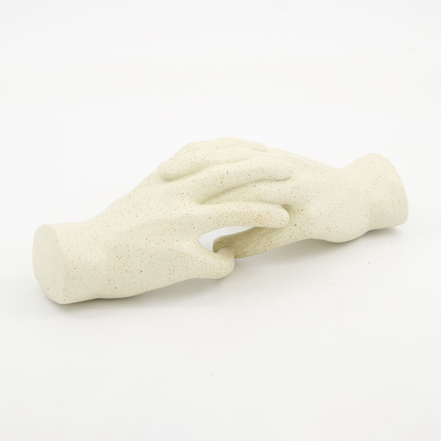 Cream Holding Hands Ornament 26x10cm Cream Holding Hands Ornament 26x10cm