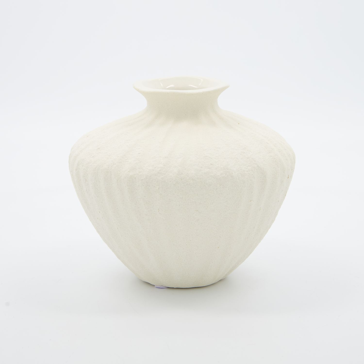 Cremefarbene Vase mit schmalem Hals 15x17,5cm
