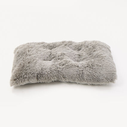 Silver Tone Shaggy Faux Fur Crate Mat 90x60cm - Image 1 - please select to enlarge image